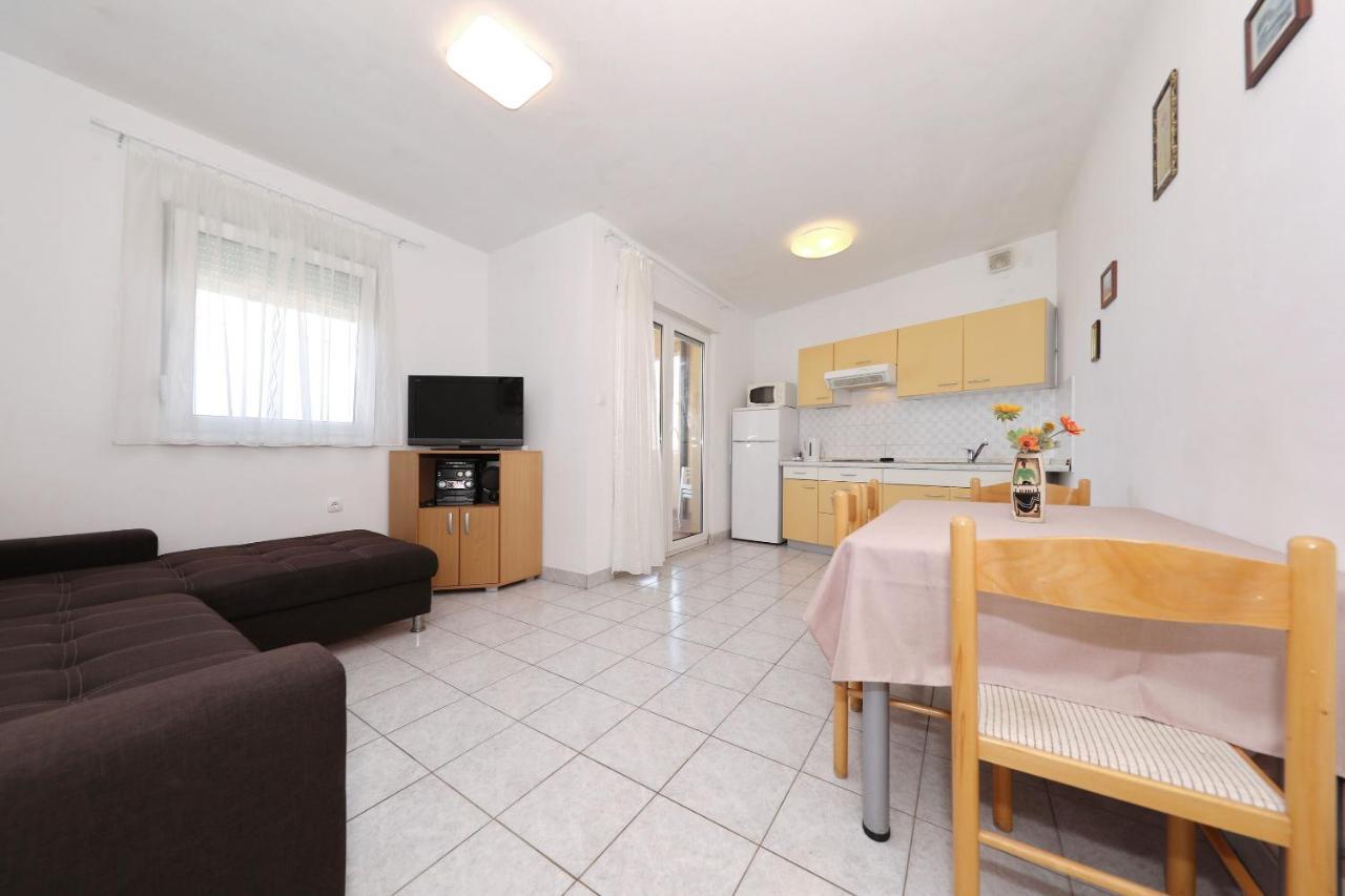 Apartment Alexa Turanj Exterior photo