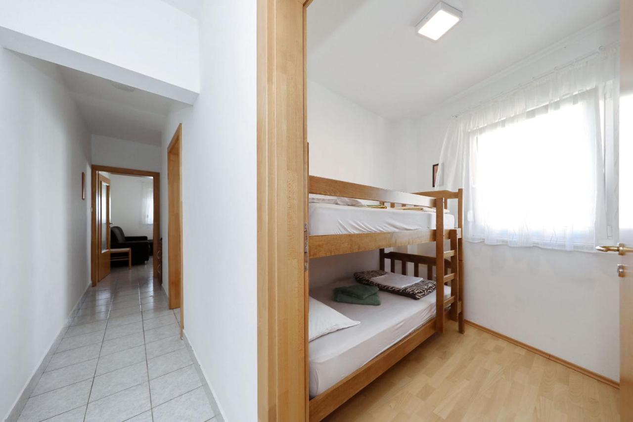 Apartment Alexa Turanj Exterior photo